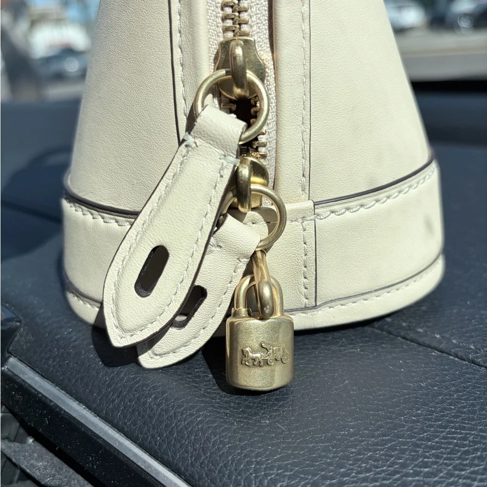 Coach Revel 24 Chalk White Color - Picture 5 of 12